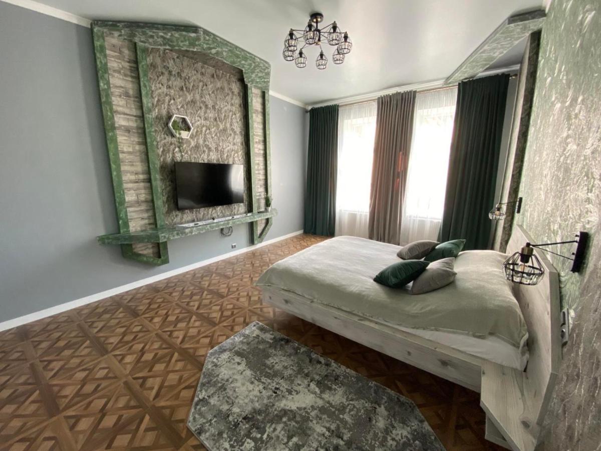 Apartment On Balabana Street Lviv Kültér fotó